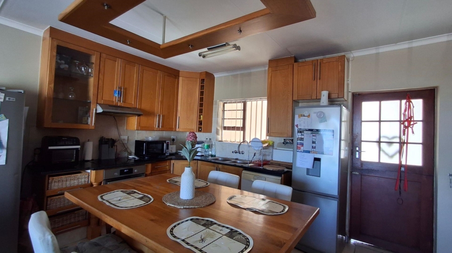 3 Bedroom Property for Sale in Seemeeu Park Western Cape